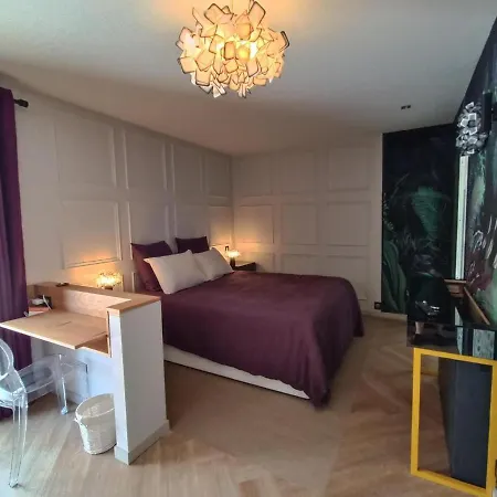 Villa Reposante Pres De Avec Piscine Privee *