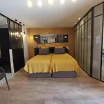Reposante Près De Avec Piscine Privée Villa *