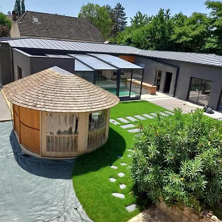 Reposante Pres De Avec Piscine Privee Villa